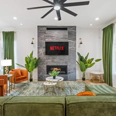 Luxury Dallas Home | Sleeps 16 | Arcade & Karaoke